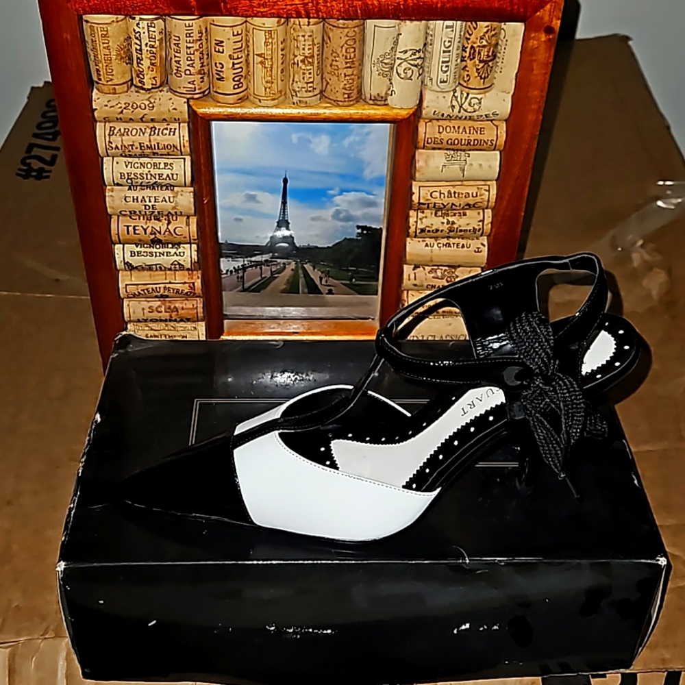 Brand New Colin Stuart Ankle Strap Black and White Shoes
